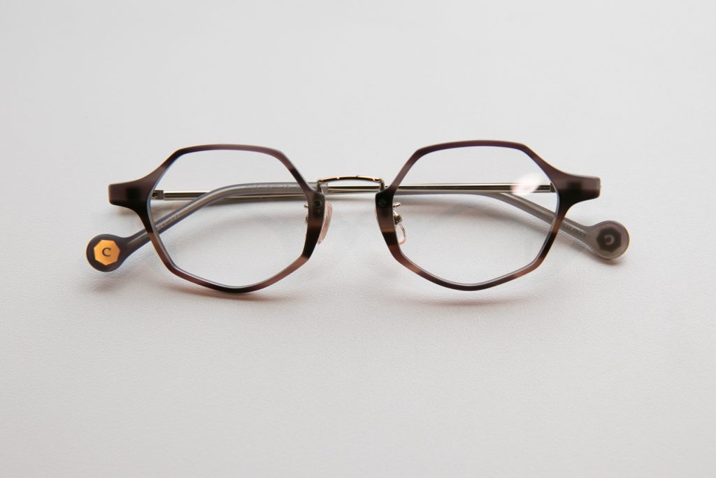 KAMUROからも小さなメガネがきたよ | 「The Priority Opticians」長岡のメガネ店